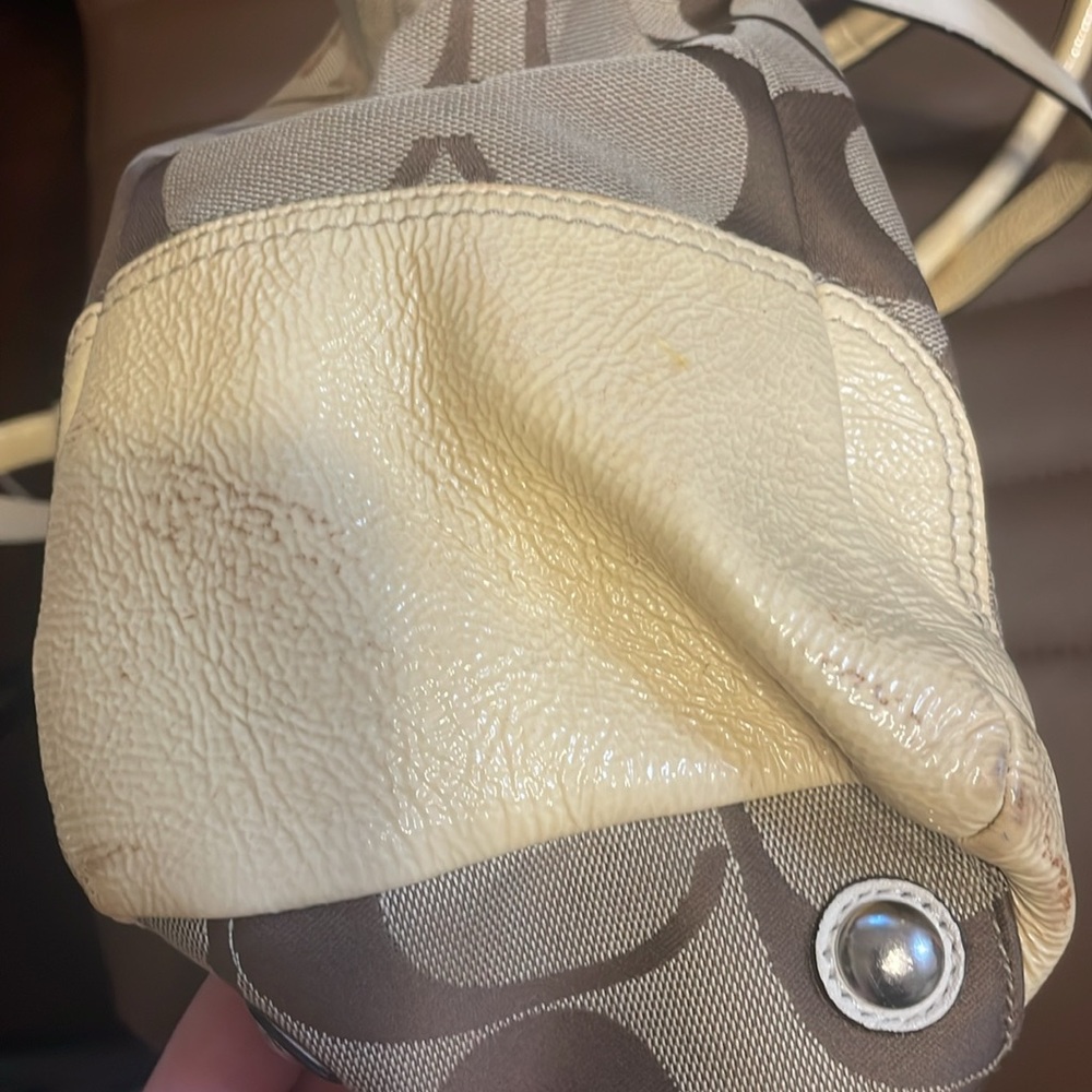 Coach Beige and Brown Signature Bag CALLOUTS! View pics for details! - Picture 2 of 7